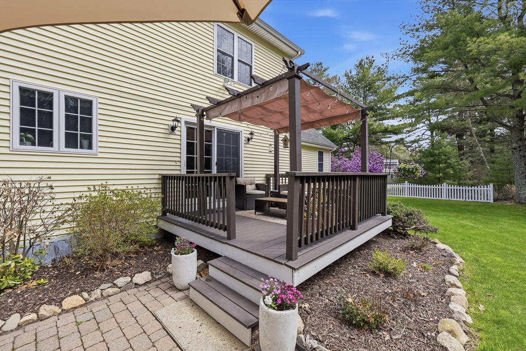 16 Sonia Dr, Middleboro, MA Photo #38