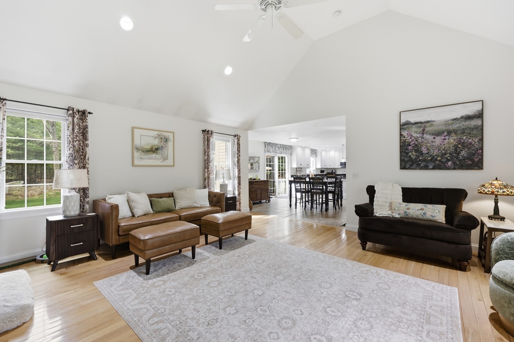 16 Sonia Dr, Middleboro, MA Photo #21
