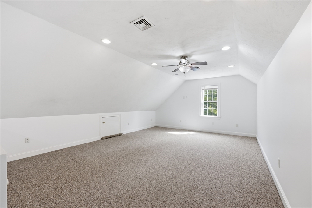 16 Sonia Dr, Middleboro, MA Photo #35