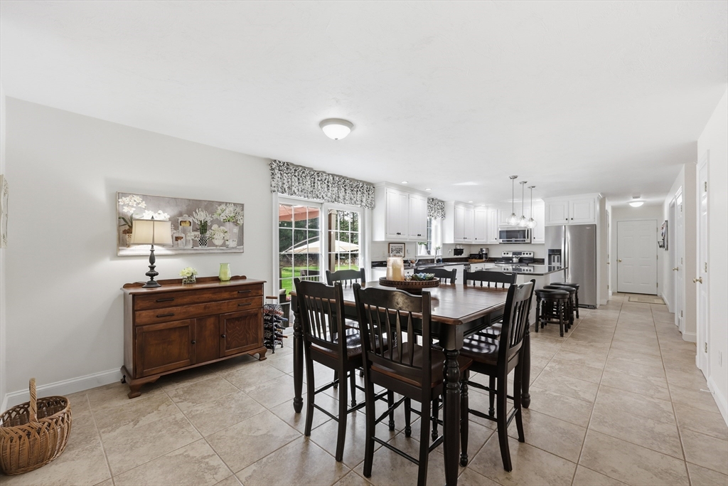 16 Sonia Dr, Middleboro, MA Photo #17