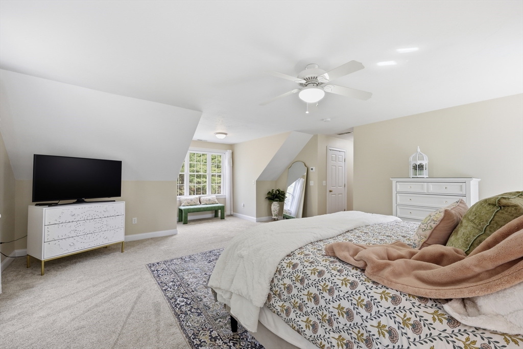 16 Sonia Dr, Middleboro, MA Photo #26
