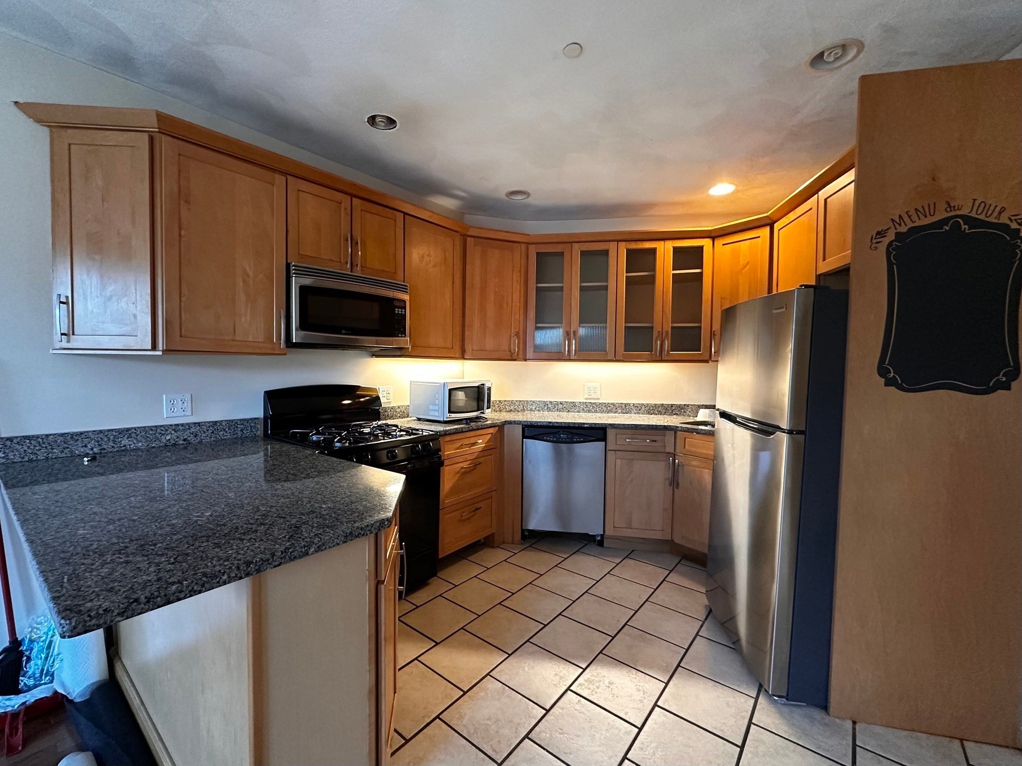 176 Elm ST #2, Everett, MA, 176 Elm ST #2, Everett, MA Photo #4