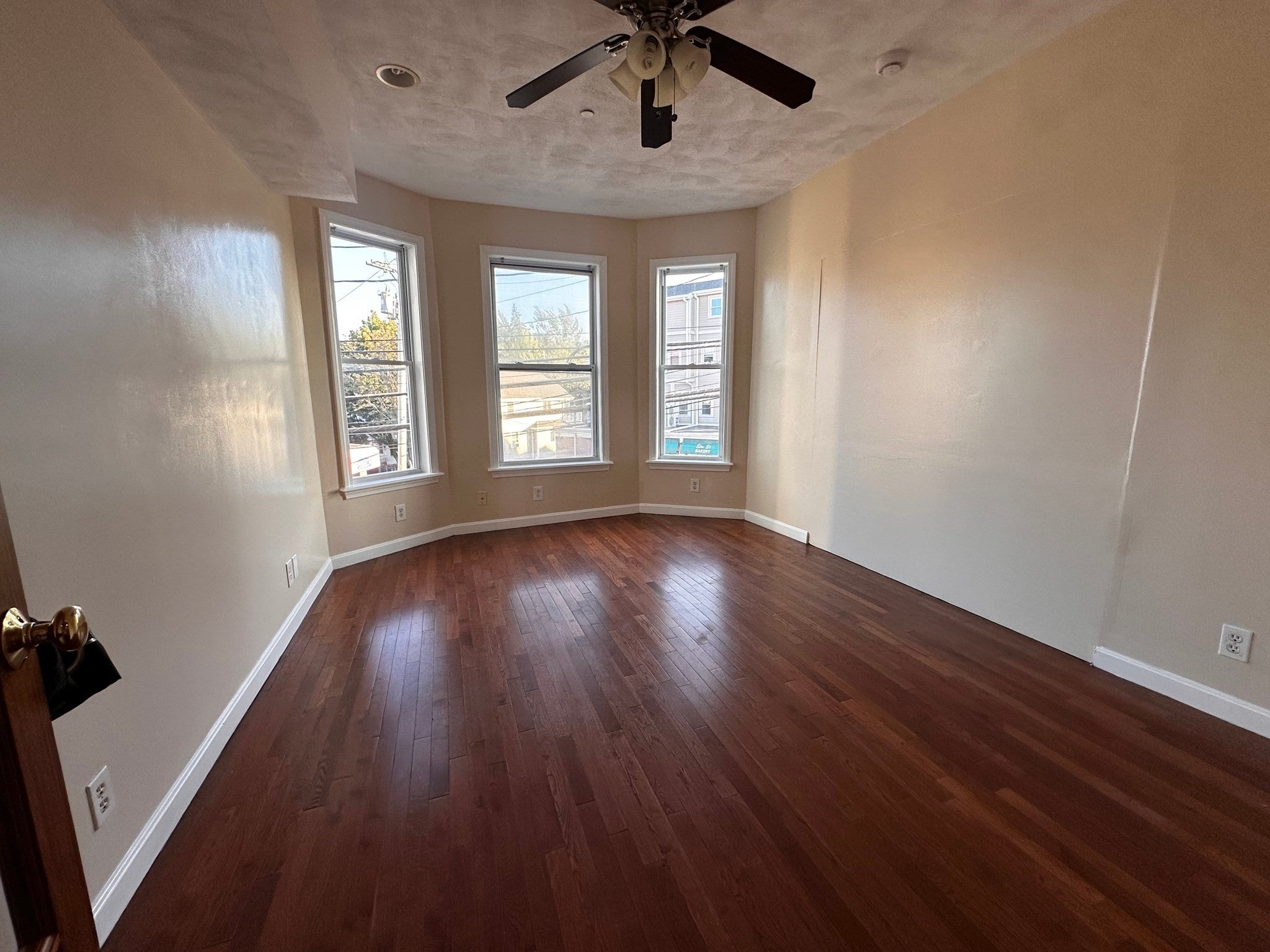 176 Elm ST #2, Everett, MA, 176 Elm ST #2, Everett, MA Photo #2