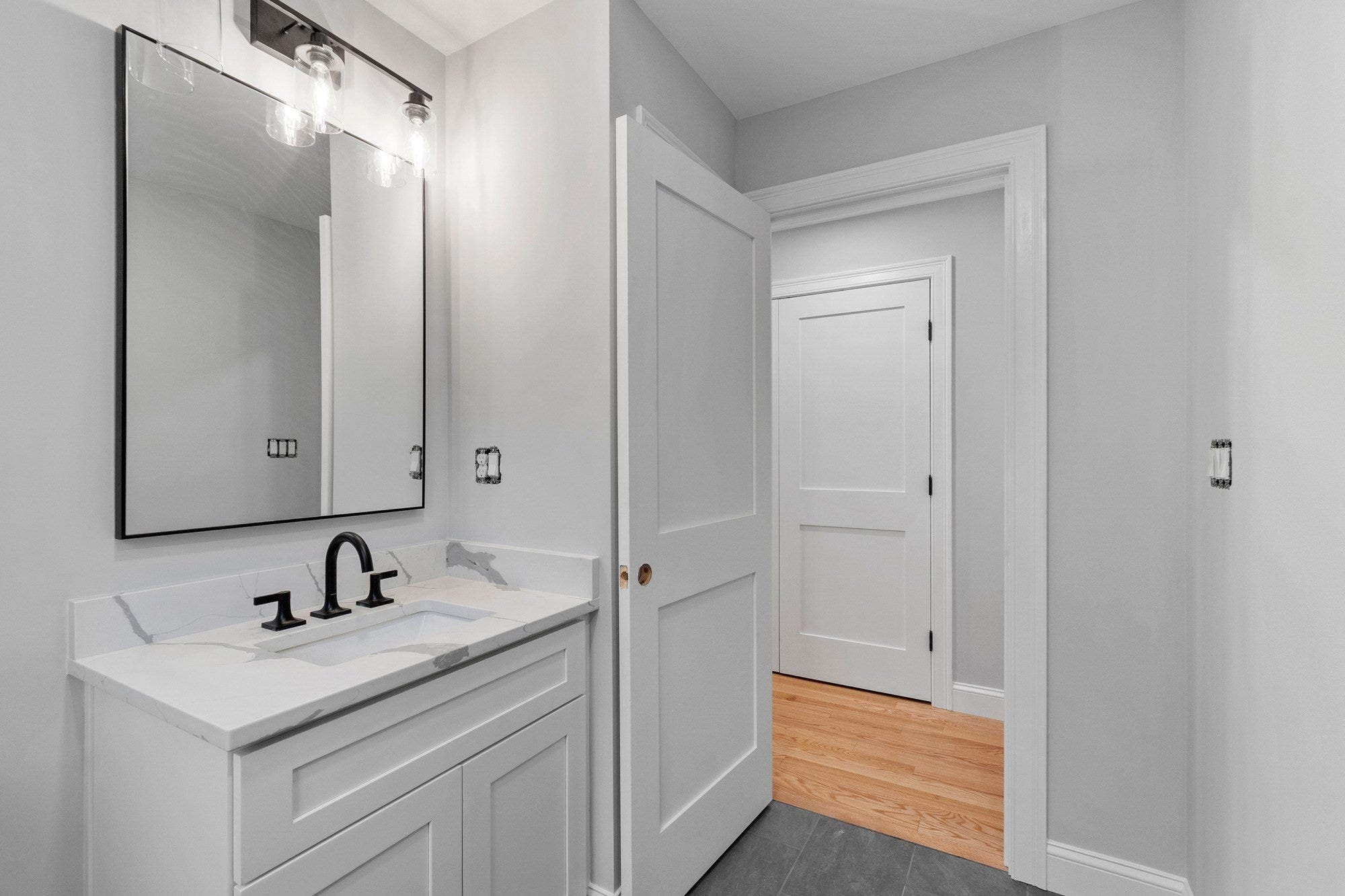 300 South St, Tewksbury, MA, 300 South St, Tewksbury, MA Photo #30