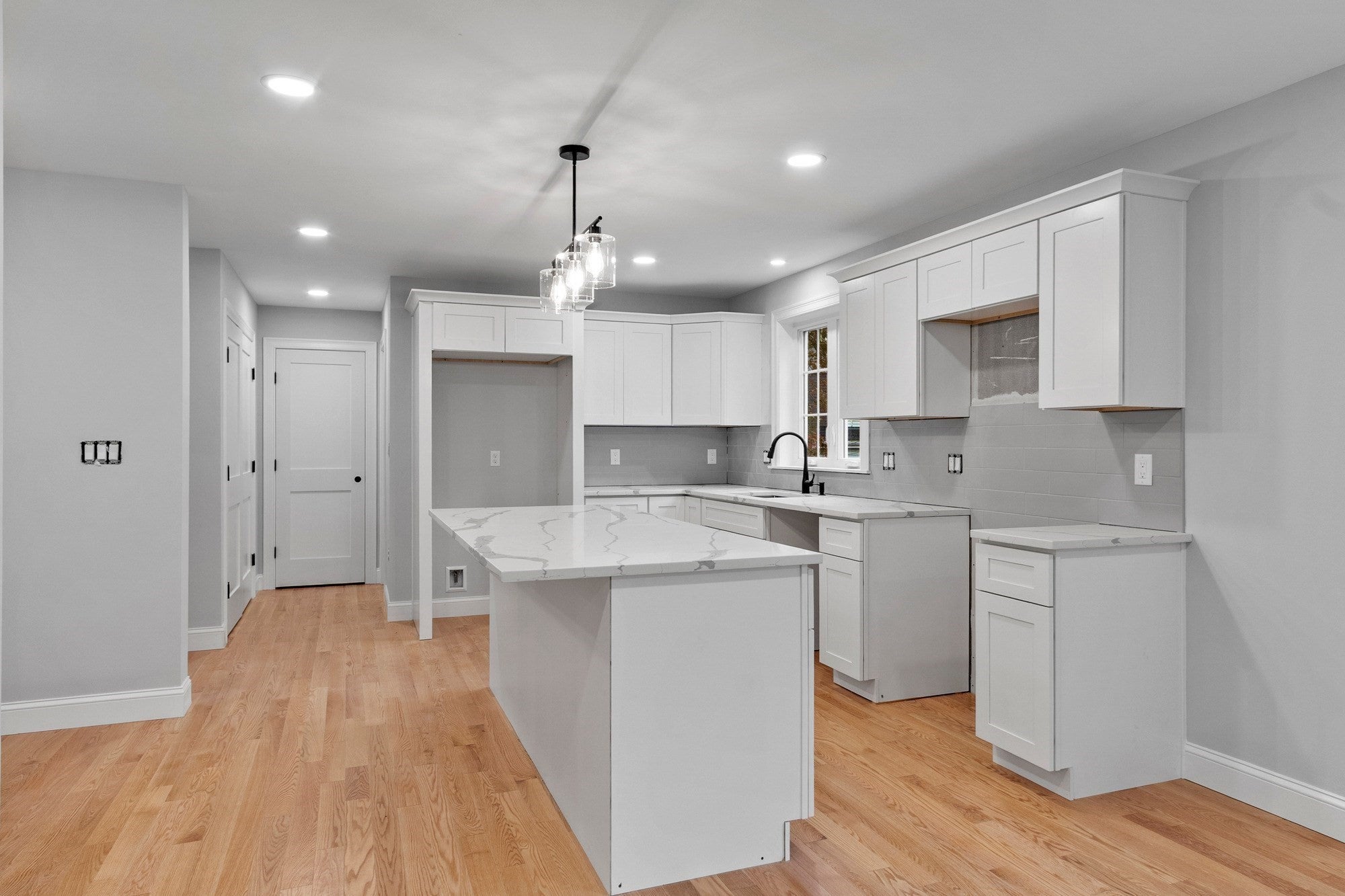300 South St, Tewksbury, MA, 300 South St, Tewksbury, MA Photo #26