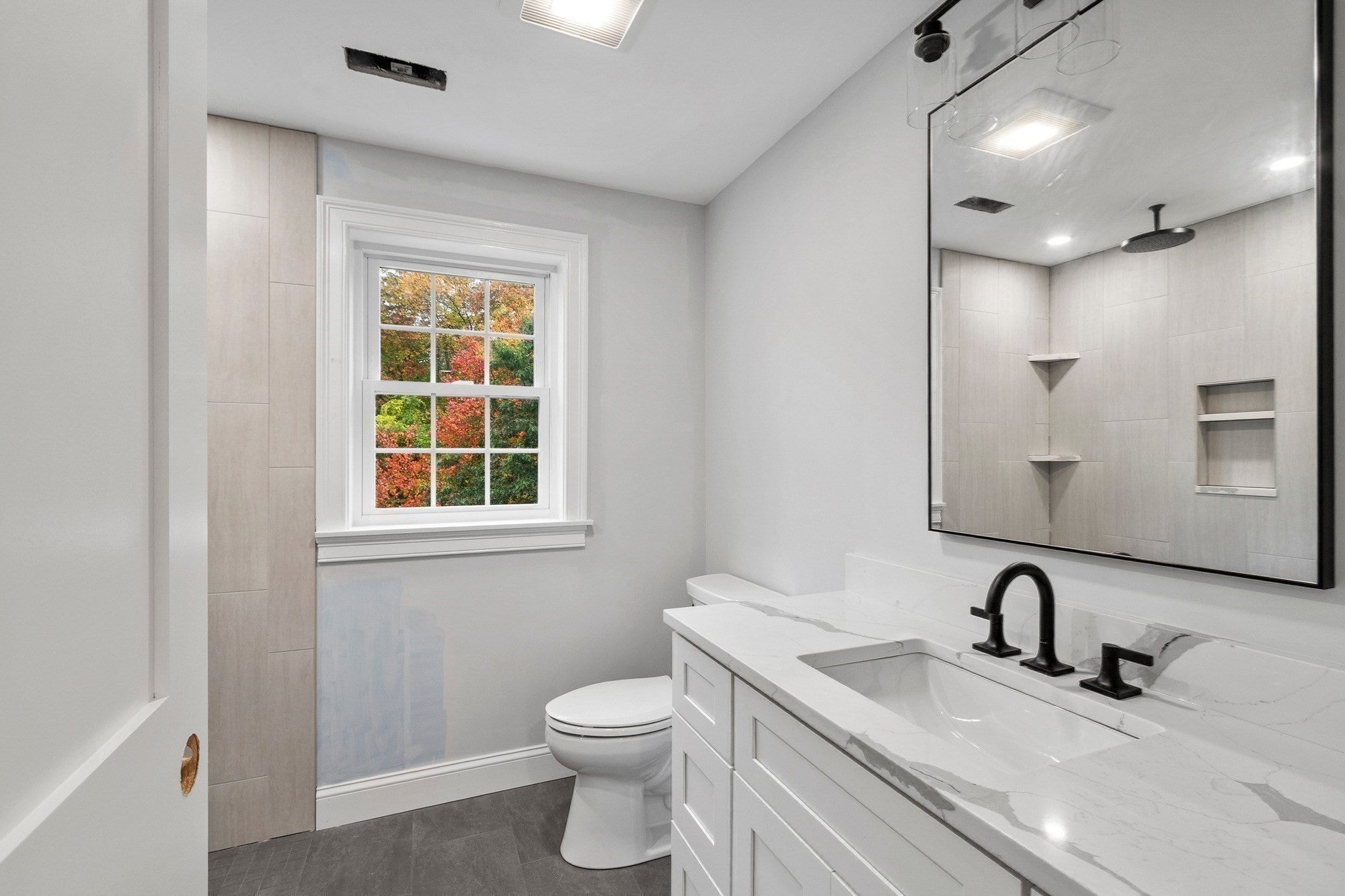 300 South St, Tewksbury, MA, 300 South St, Tewksbury, MA Photo #12