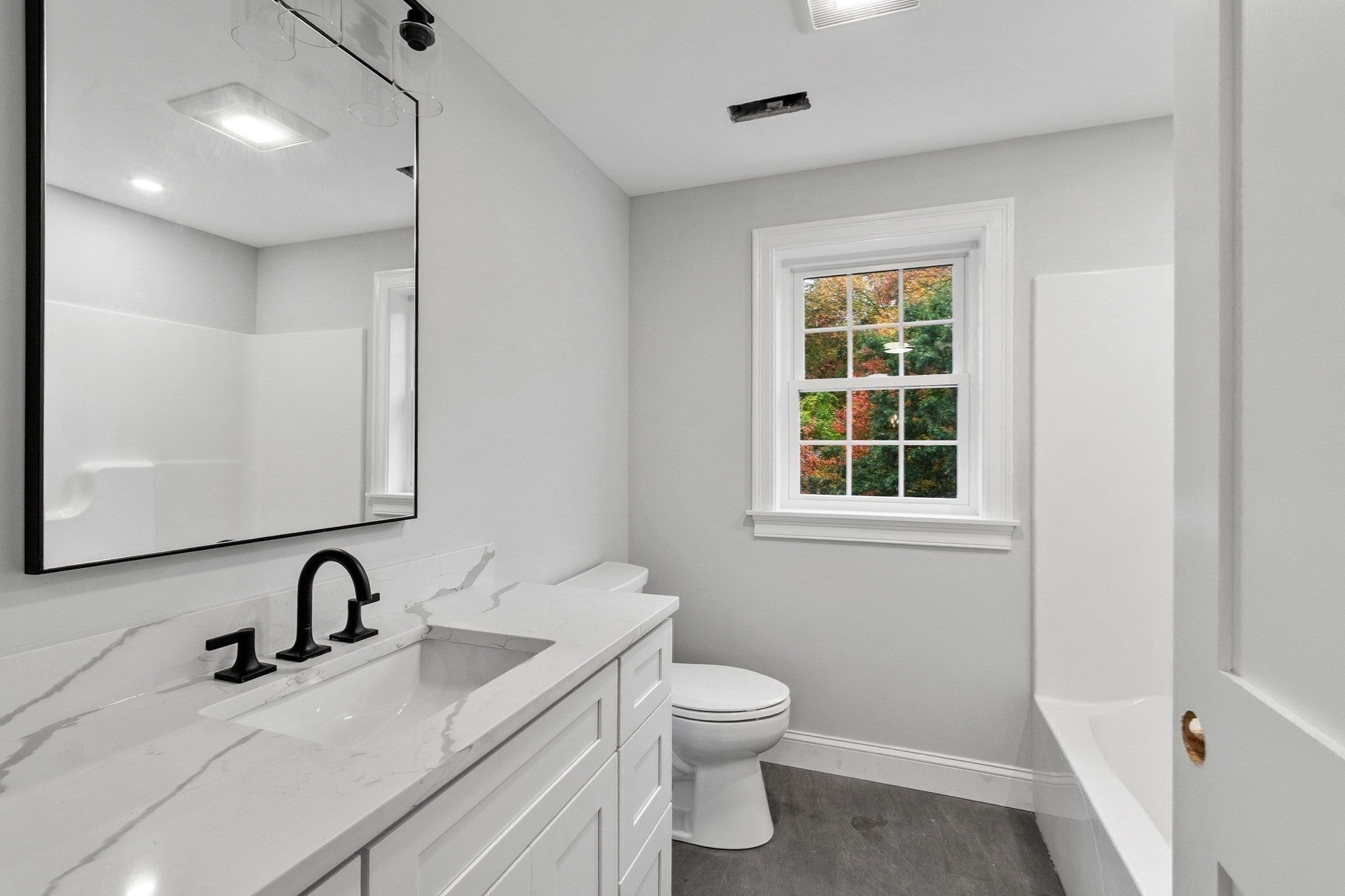300 South St, Tewksbury, MA, 300 South St, Tewksbury, MA Photo #15