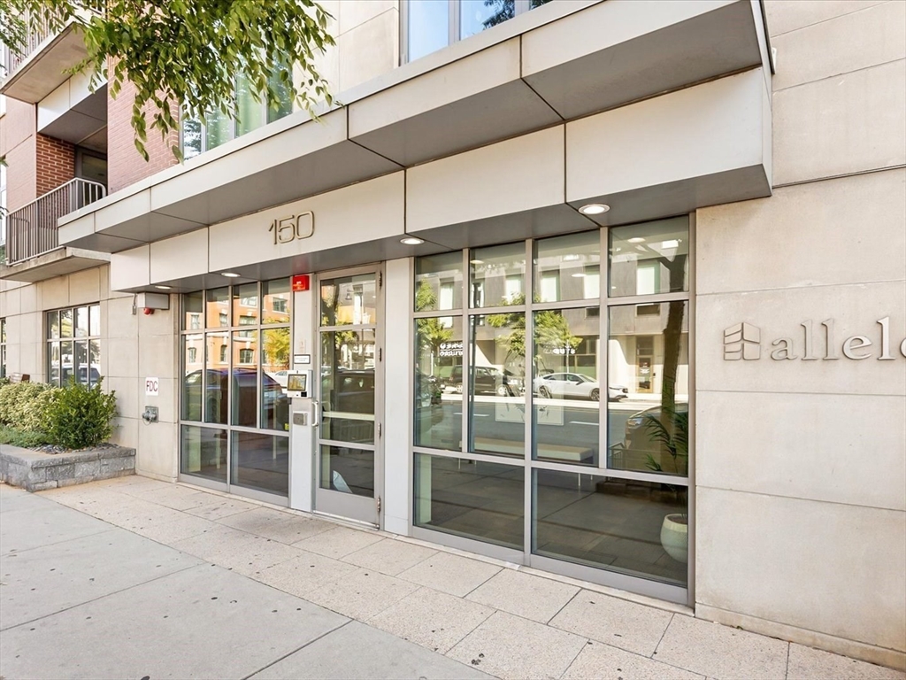 150 Dorchester Ave 612