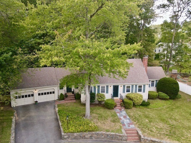 21 Pine Ridge Circle