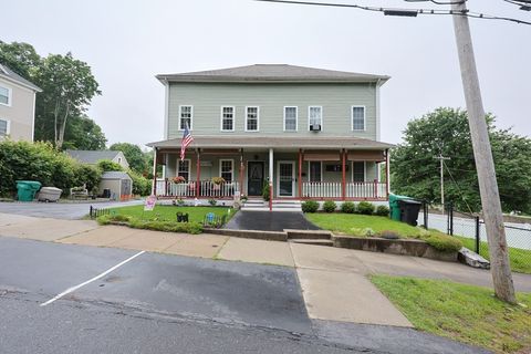 49 Branch St 49 Clinton MA 01510