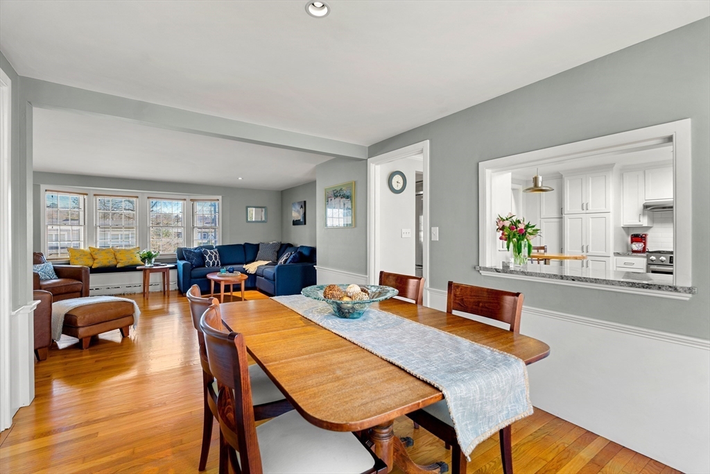 10 West Cottage Street