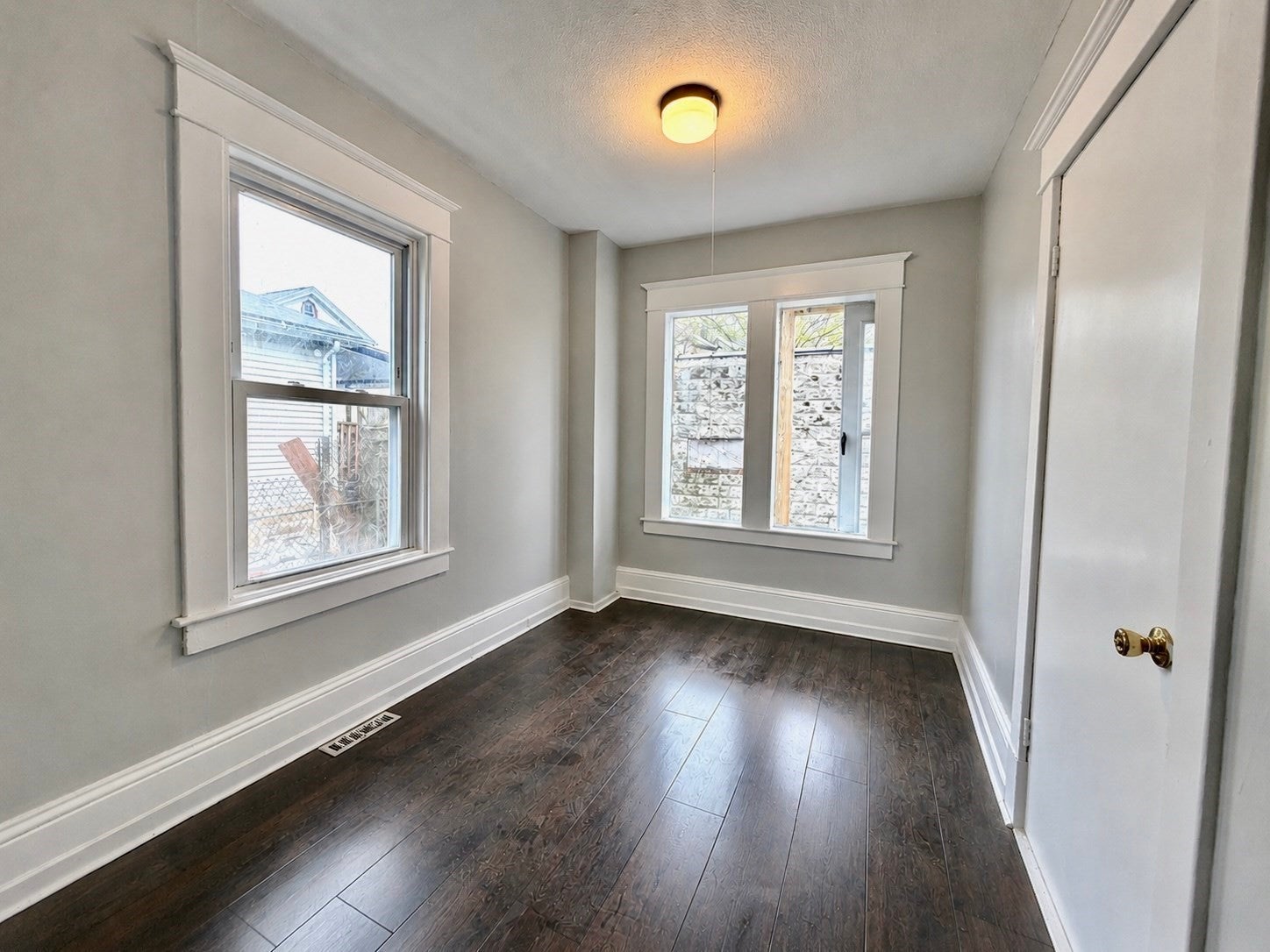 27 Loring St