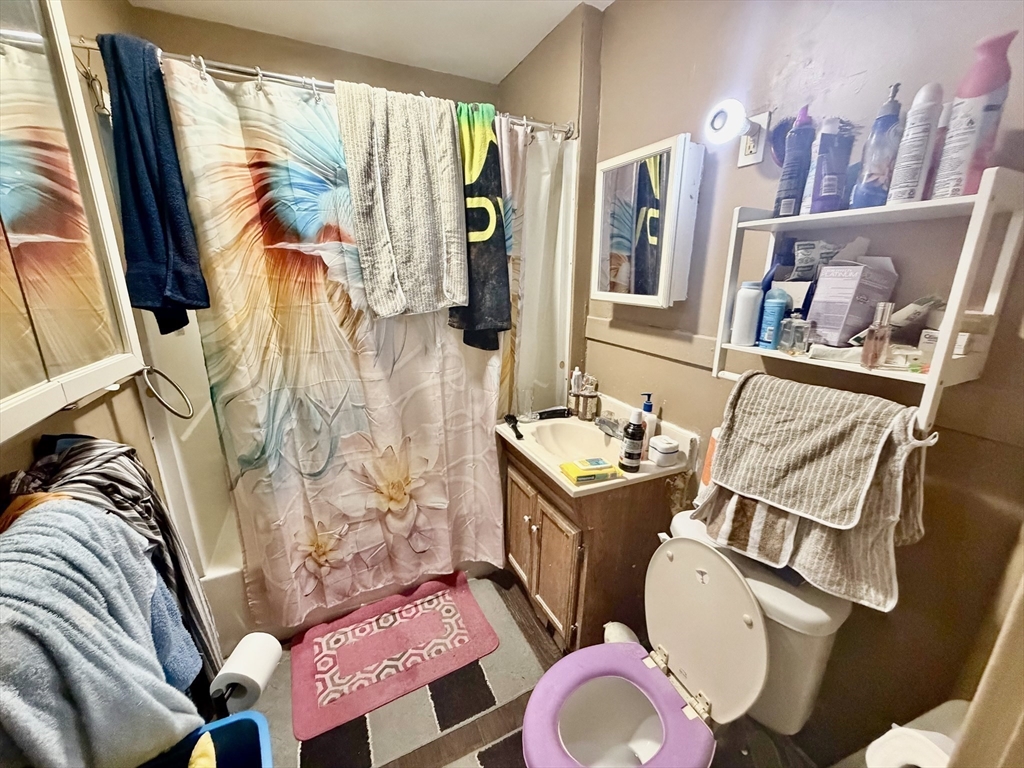 27 Loring St, Springfield, MA Photo #26