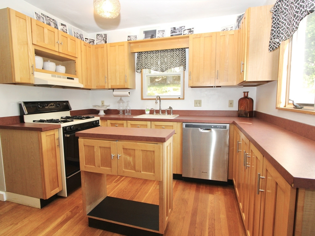 35 Pinehurst Ave
