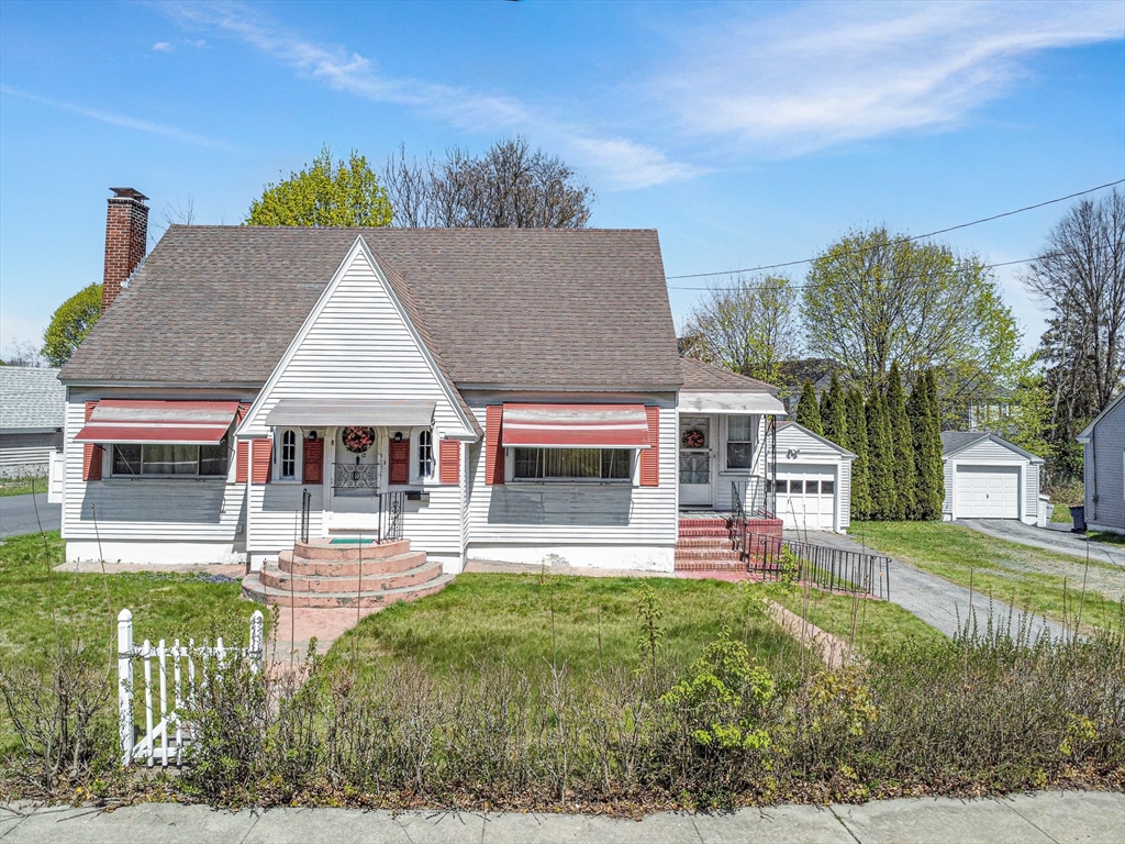 12 W Kenneth Street