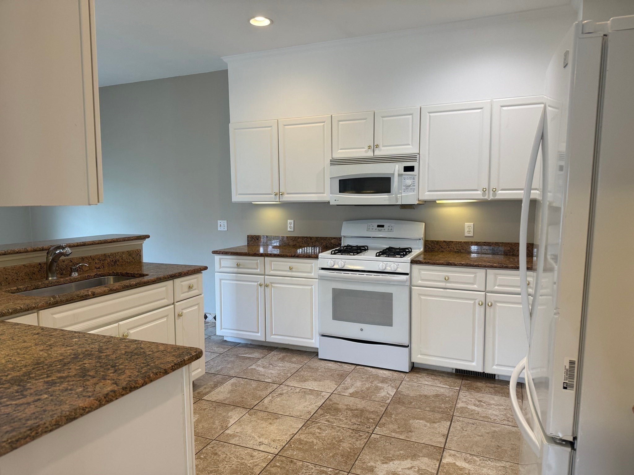 74 Odonnell Ave #74, Shrewsbury, MA, 74 Odonnell Ave #74, Shrewsbury, MA Photo #4