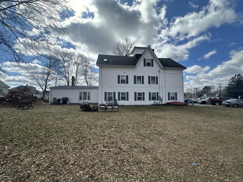218 Main St