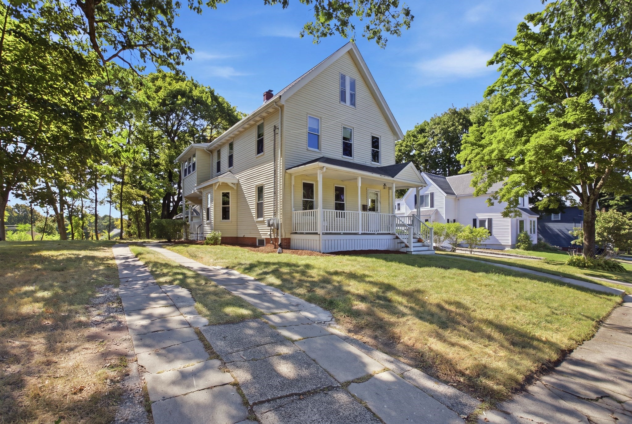 38 Highland St, Reading, MA Photo #3