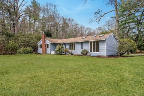 7 Walker Road Manchester MA 01944