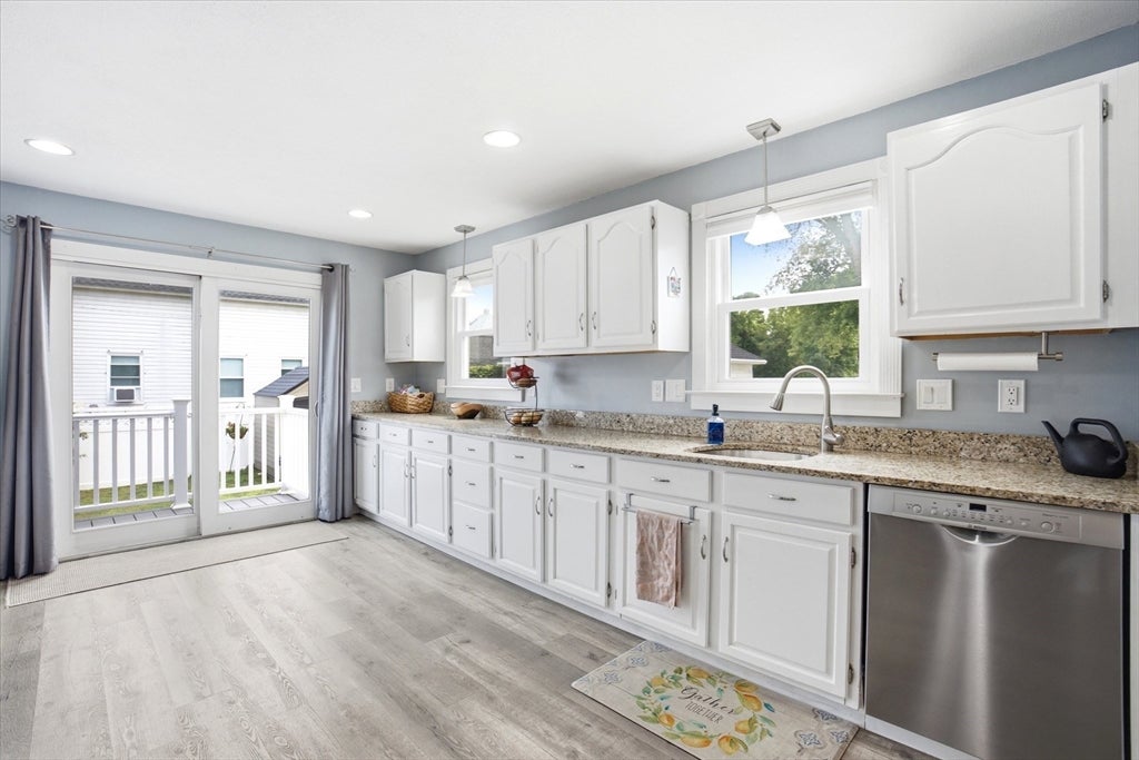 2 Elmwood Ave, Haverhill, MA, 2 Elmwood Ave, Haverhill, MA Photo #9