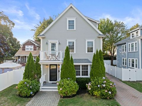 158 W Elm Ave Quincy MA 02170