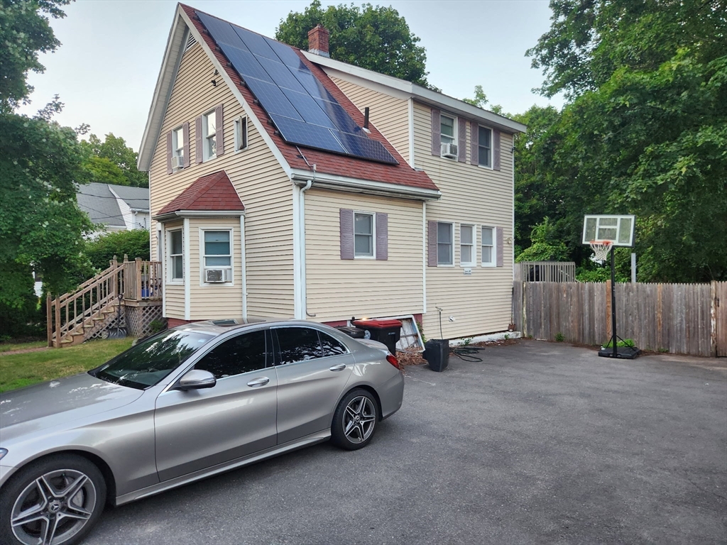 71 Porter St