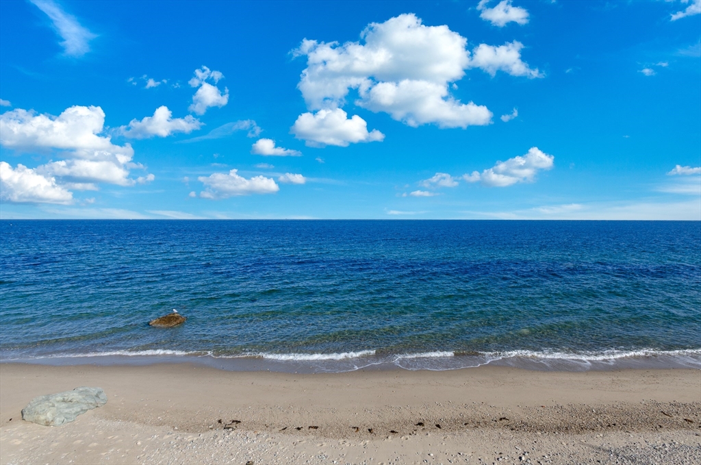 Plymouth, Massachusetts 02360, United States, 3 Bedrooms Bedrooms, ,2 BathroomsBathrooms,Residential,Active,246396