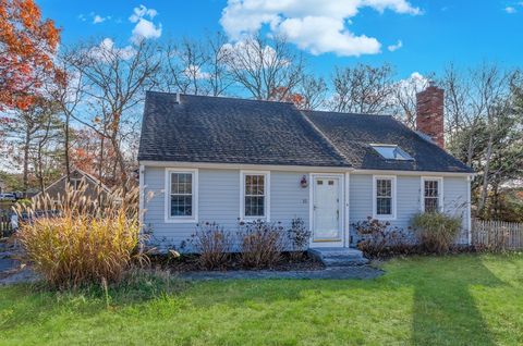 15 Chatham Rd Plymouth MA 02360