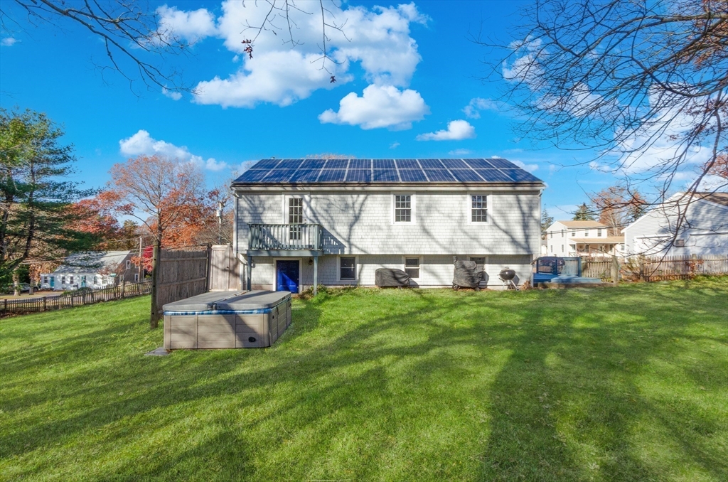 Plymouth, Massachusetts 02360, United States, 3 Bedrooms Bedrooms, ,2 BathroomsBathrooms,Residential,Active,246396