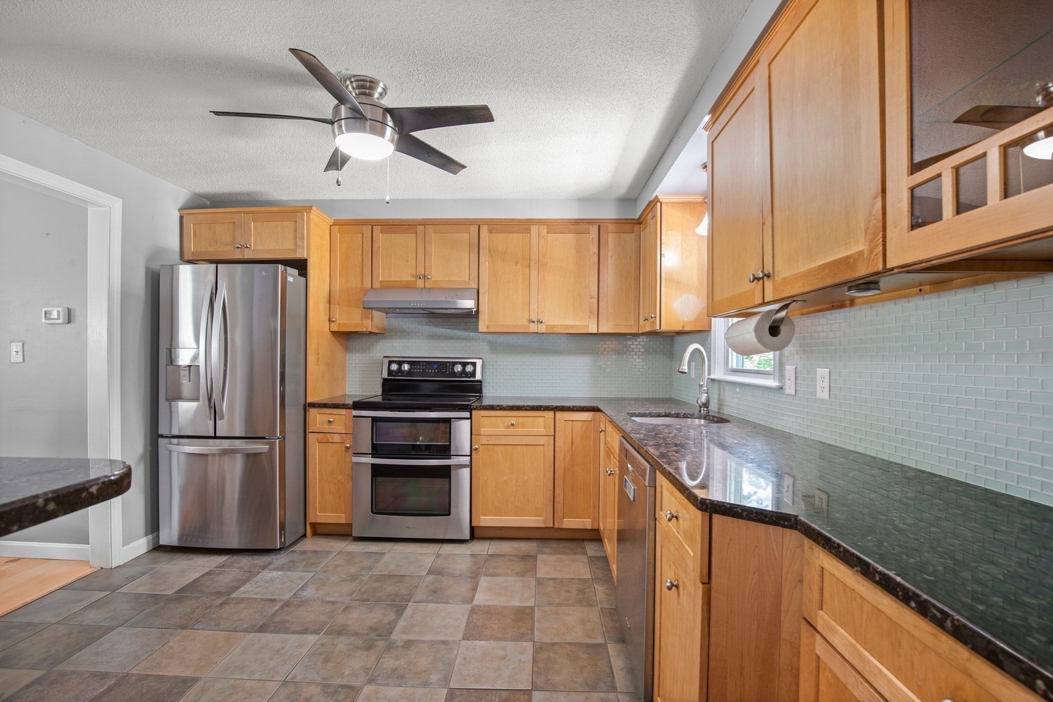 12 Pryer Drive, Bourne, MA, 12 Pryer Drive, Bourne, MA Photo #4