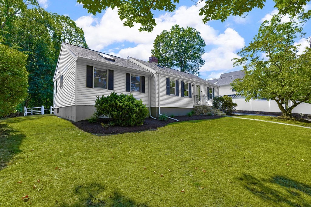 48 Taylor St