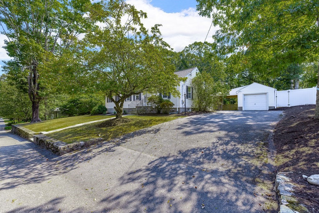 48 Taylor St