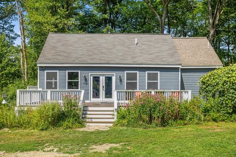 67 2nd Street Dracut MA 01826
