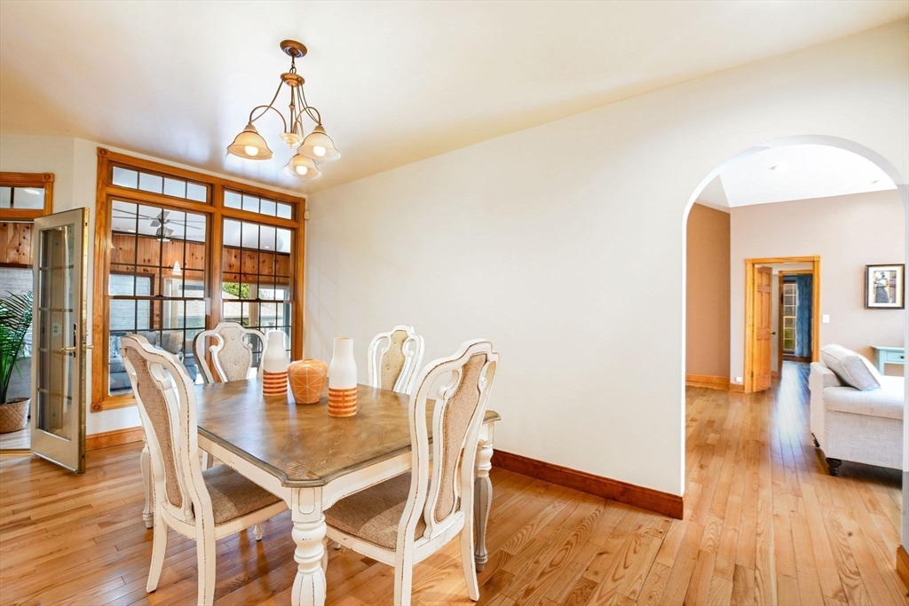 219 Leonard St, Acushnet, MA Photo #16