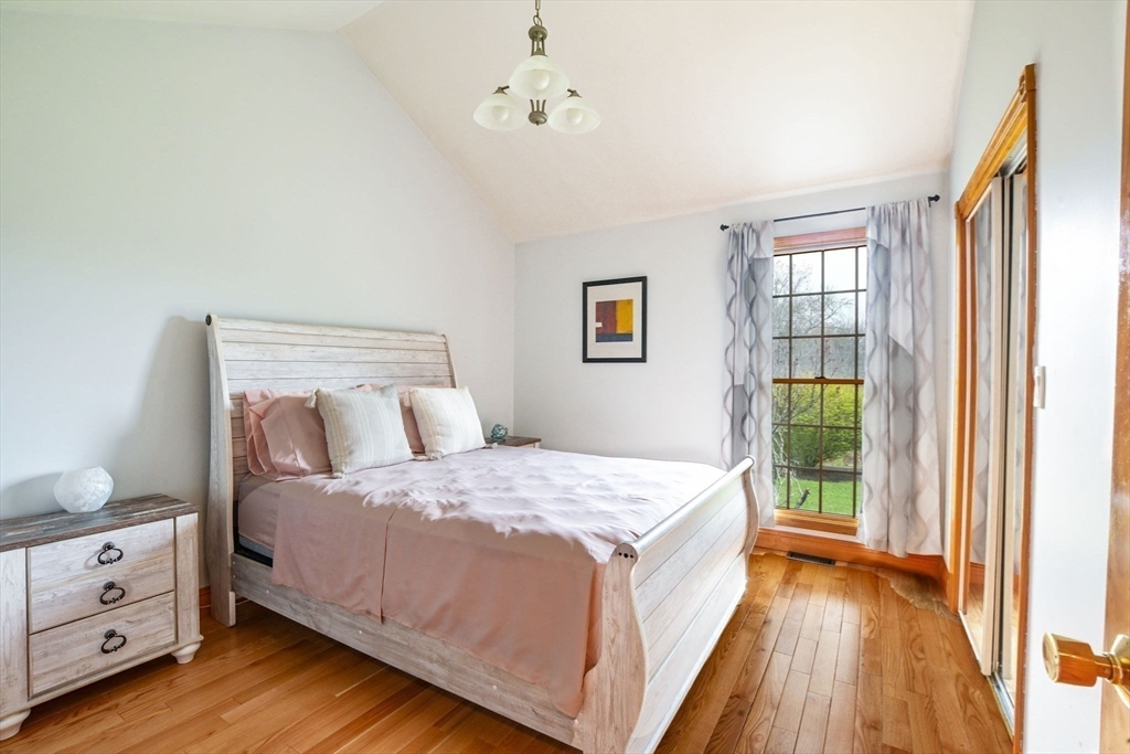 219 Leonard St, Acushnet, MA Photo #19