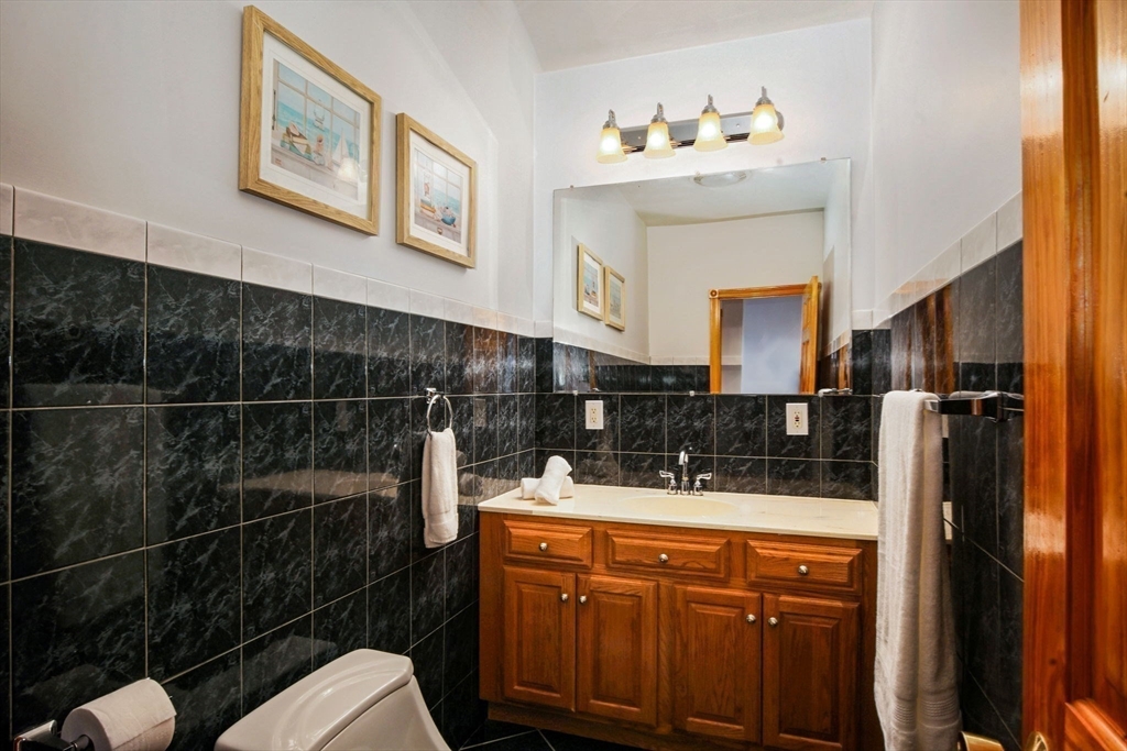 219 Leonard St, Acushnet, MA Photo #22