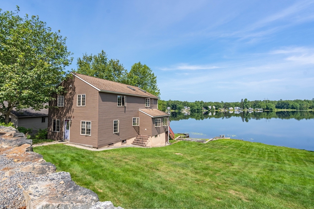47 Lakeshore Drive