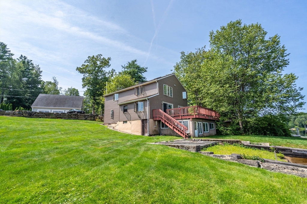 47 Lakeshore Drive