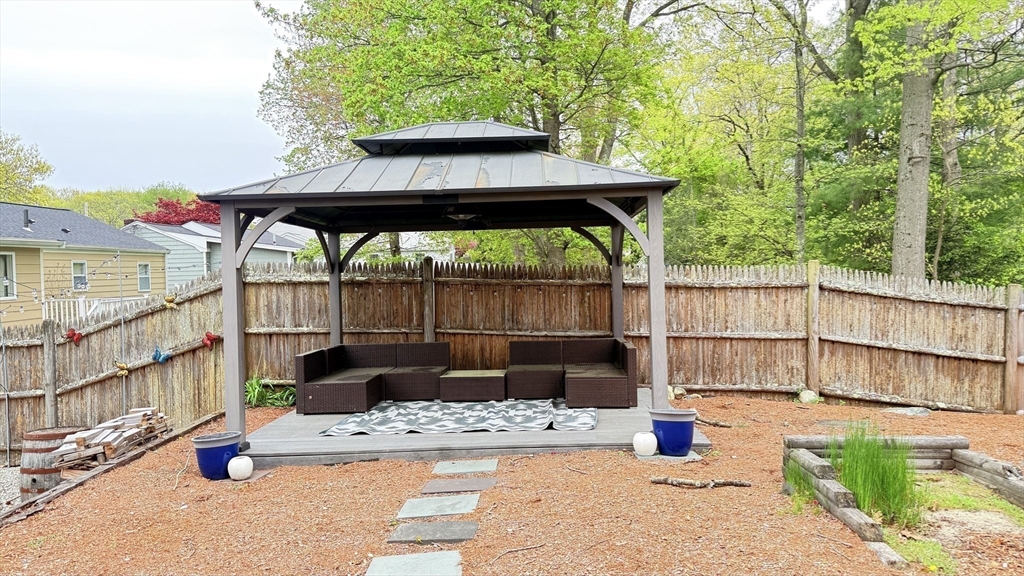 118 Spruce Road, Norwood, MA Photo #13