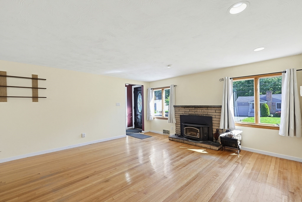 118 Spruce Road