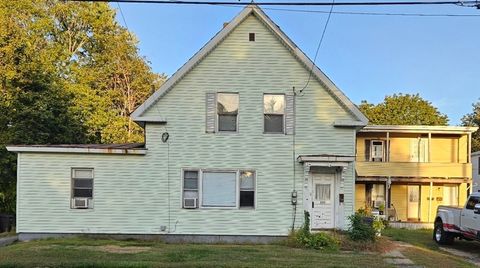 Photo of 253-255 Park St, Gardner, MA 01440 (MLS # 73443022)