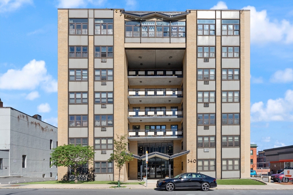 340 Main St 301