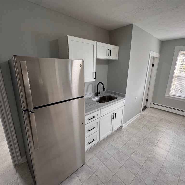 77 Oak St #2, Gardner, MA Photo #4
