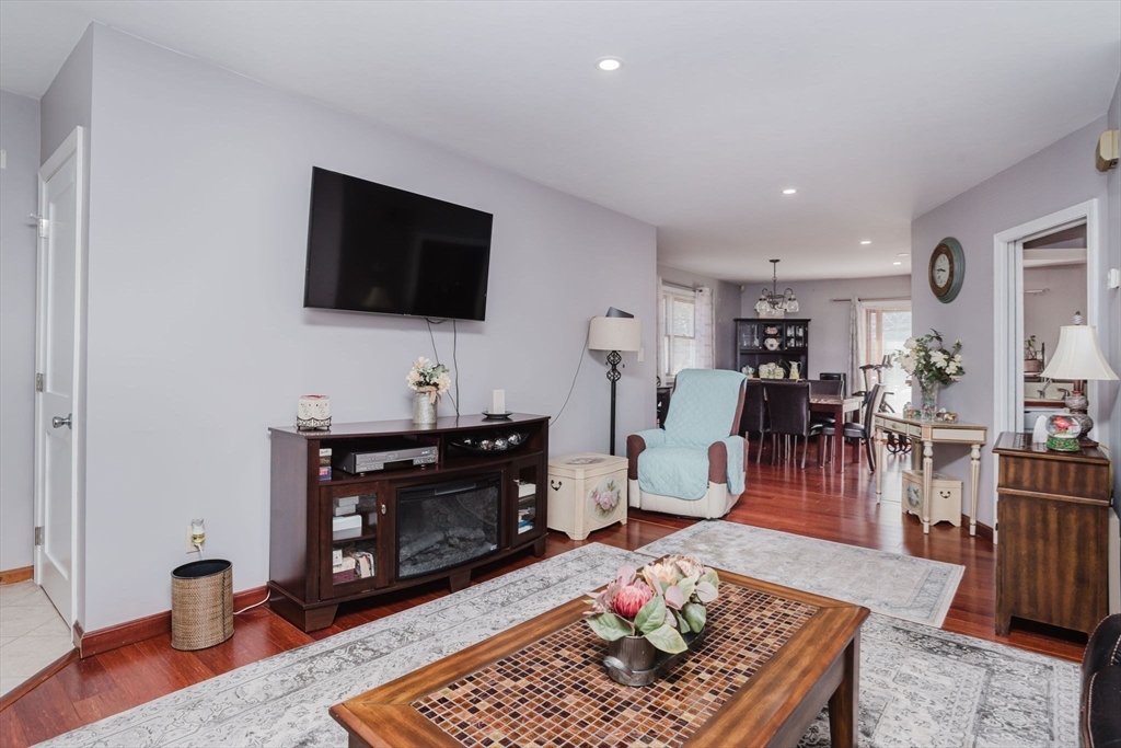 447 Stafford Rd B1