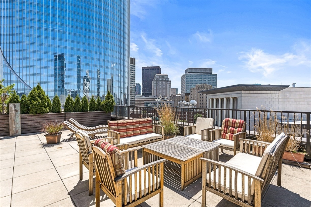 121 Portland St PH3