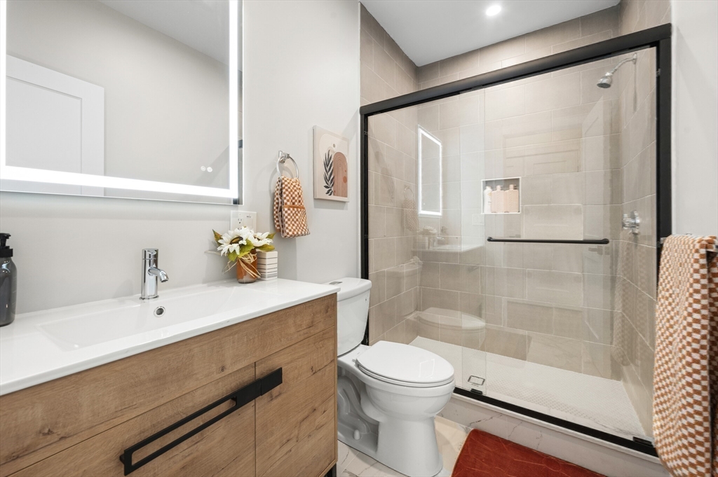21 Bolton St #2, Waltham, MA, 21 Bolton St #2, Waltham, MA Photo #24