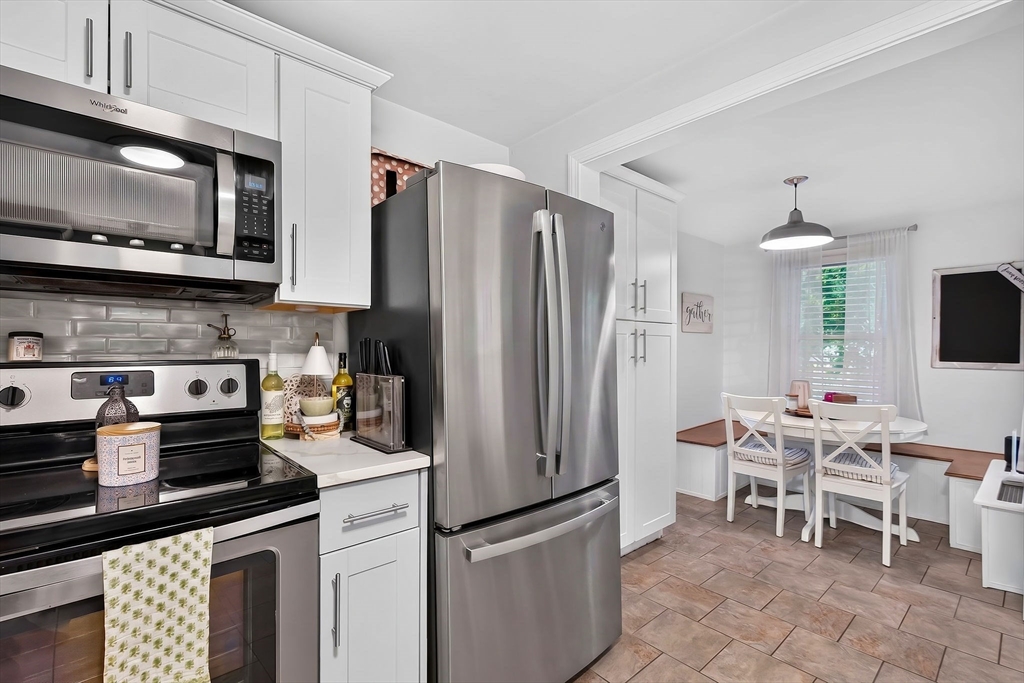 49 Richardson Rd, Fitchburg, MA Photo #9