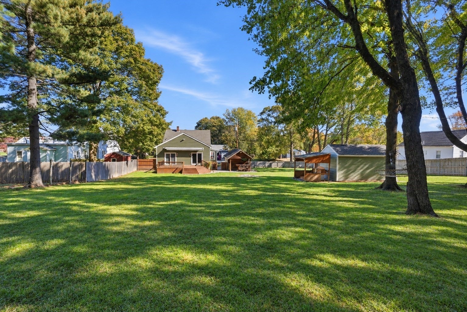 75 Gardner Ave