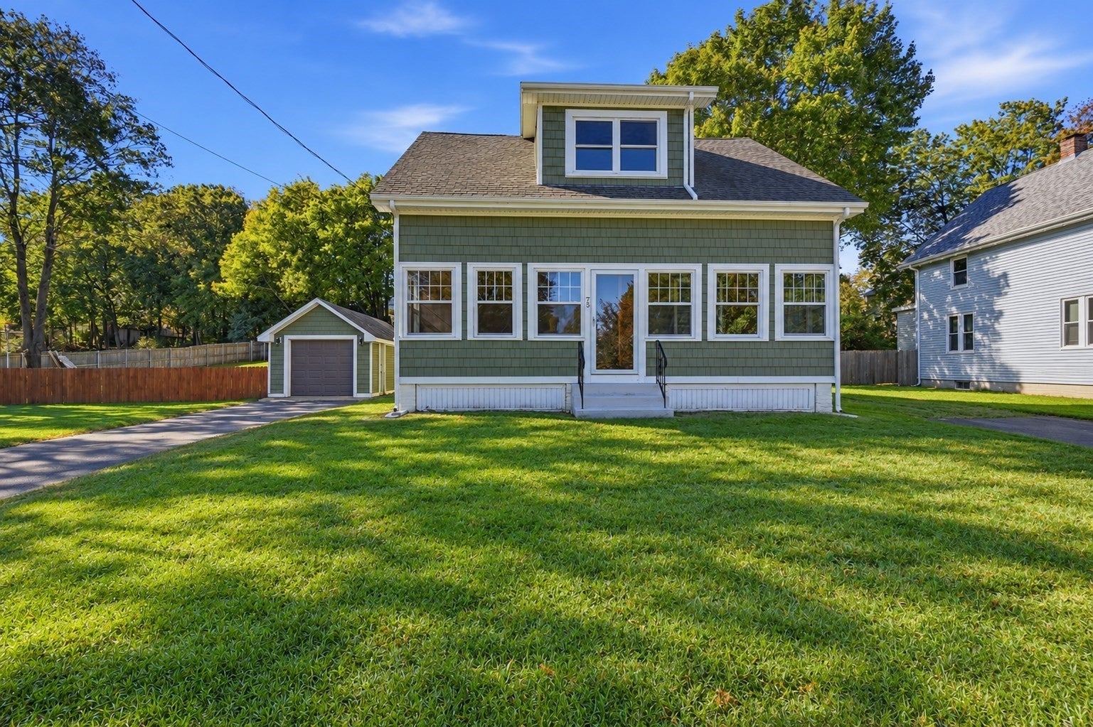 Photo of 75 Gardner Ave, Attleboro, MA