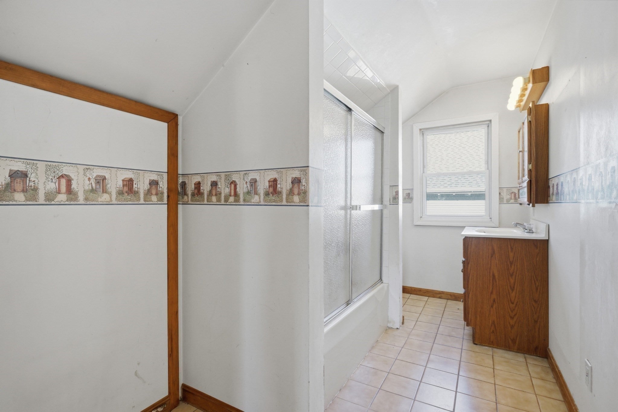 75 Gardner Ave, Attleboro, MA, 75 Gardner Ave, Attleboro, MA Photo #23
